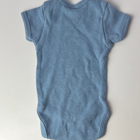 Blue Baby Cotton Onesie with Funny Daddy Help Instructions Graphic - Picture 4 of 6